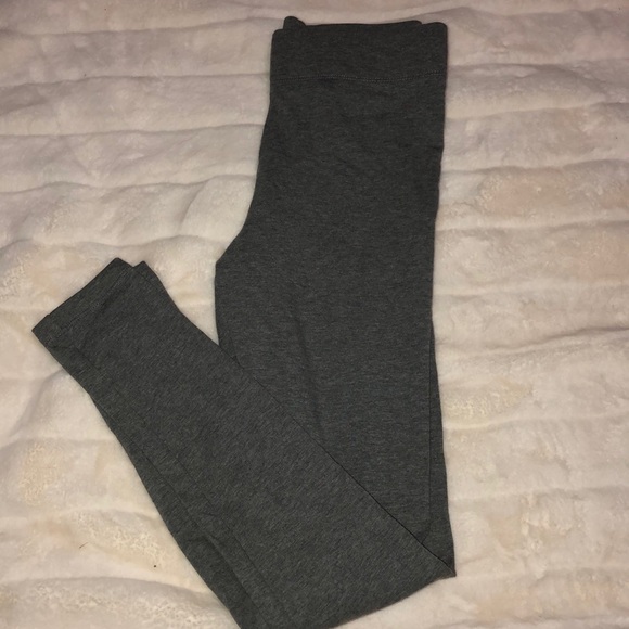 Never worn - Picture 1 of 2